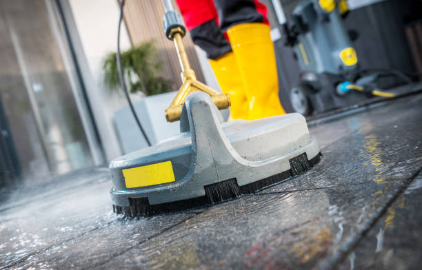 Best Deck Pressure Washing  in Ithaca, MI